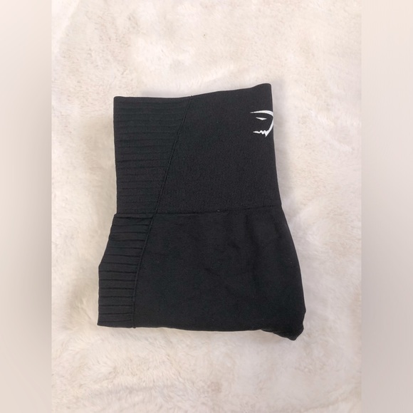 Gymshark Black Seamless Leggings with Stitching Design - Picture 15 of 15
